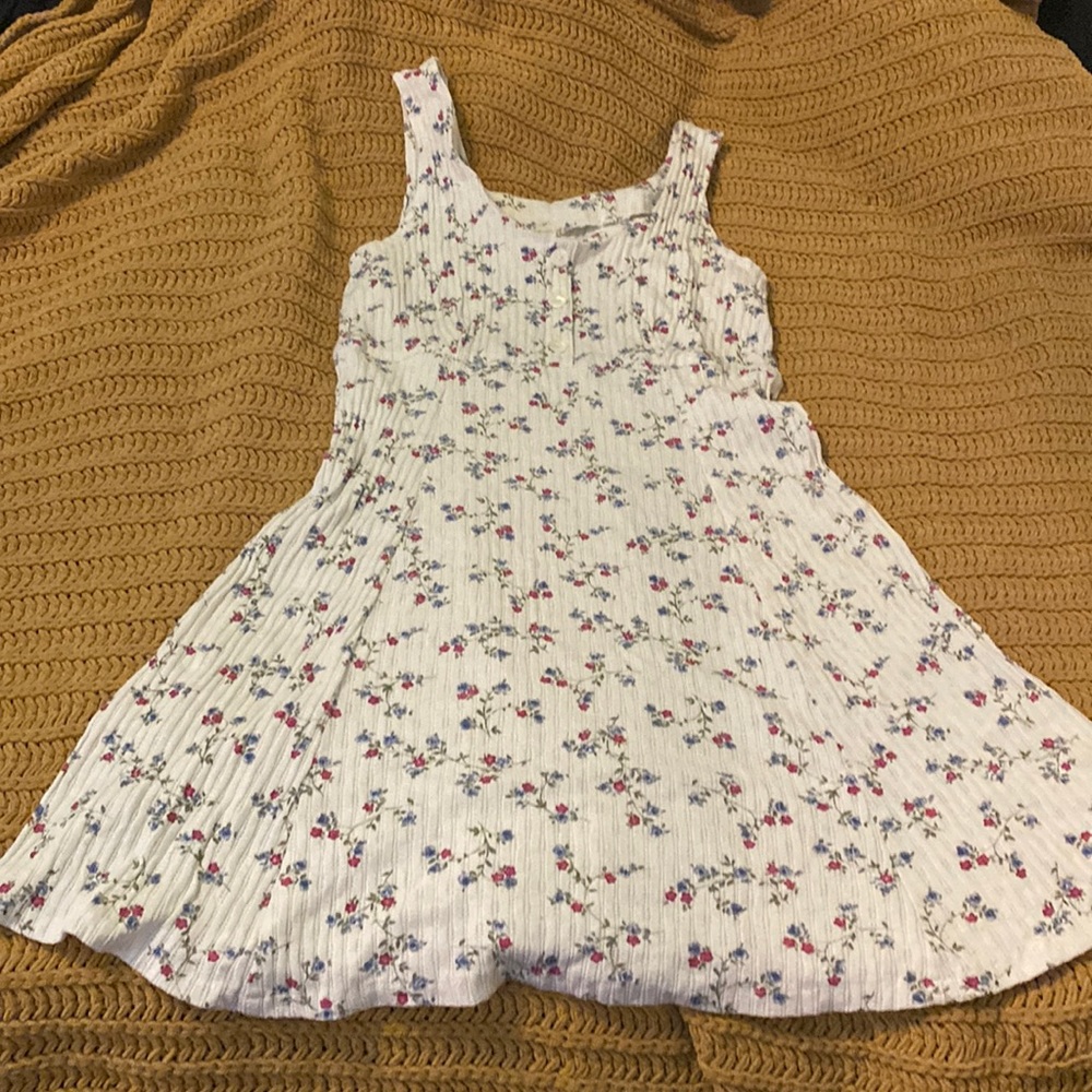 90’s Floral Dress